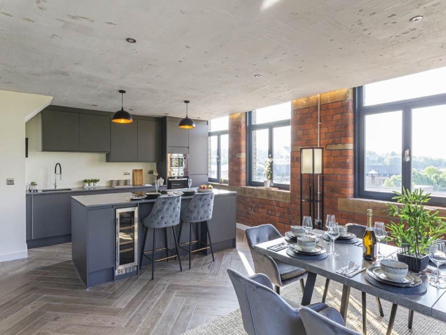 5-Bedroom Luxury Duplex Penthouse Bradford  Exterior foto
